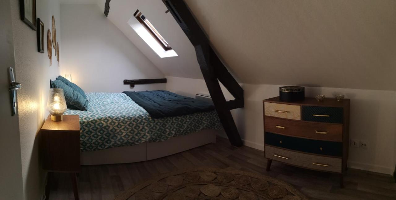 Logement Cosy Renove Au Pied De La Cathedrale Avec Climatisation Reims Exterior photo